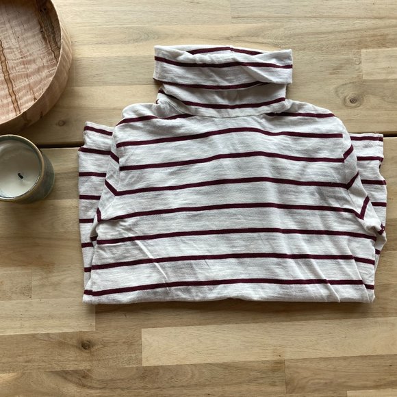 Madewell Turtleneck - Picture 6 of 7